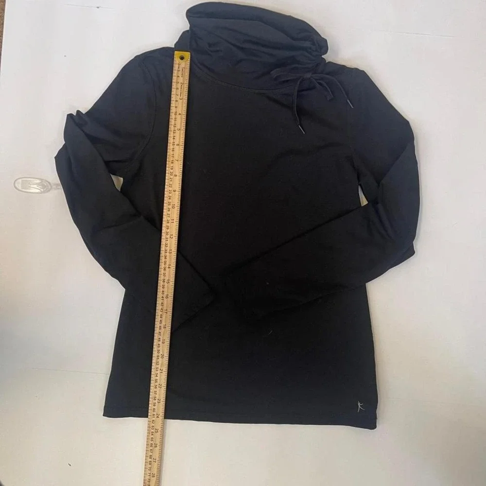 Danskin long‎ sleeve shirt